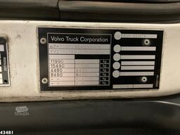 Volvo FL 250 Euro 6 met Dhollandia laadklep