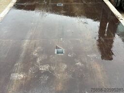 Krone Plattform 7,82m mit Steckrungen mittig