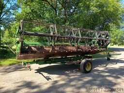 John Deere 2066