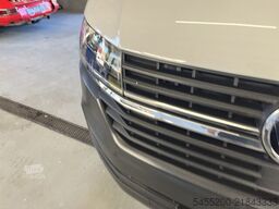 VW Transporter 2.0 TDI L2H1 DC Open laadbak Pick-u...