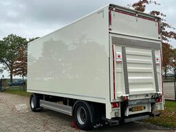 Pacton PACTON GESLOTEN AANHANGER MET LAADKLEP