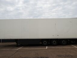 Schmitz Cargobull 3 AXLE FRIGO TRAILER WITH CARRIER VECTOR