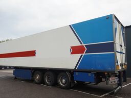 Van Eck 3 AXLE FRIGO WITH MEAT HOOK SYSTEM