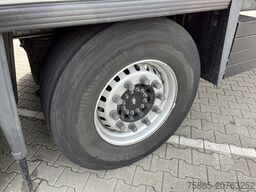 Schmitz Cargobull SCB S2 / Box Trailer / 2 axle / APK TUV 06-26