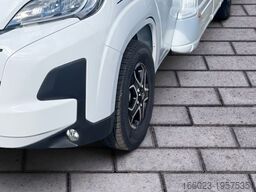 DETHLEFFS Trend T 7057 EB Hubbett / AWT isoliert