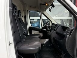 PEUGEOT Boxer Komfort Klimaaut. Kamera Hecktüren 270°