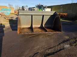 Claas 960 Scorpion VP mit Schaufel + el