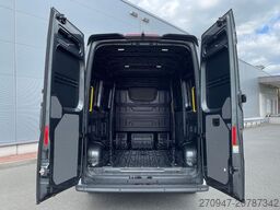 MAN TGE 3.200 L3H3 Kasten 4x4 Individual S ACC STHZ