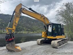 CAT 325FLCR Excavator – 2 Buckets, R8 Rototilt and Mak
