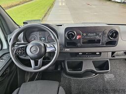 MERCEDES-BENZ SPRINTER 311