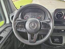 MERCEDES-BENZ SPRINTER 311