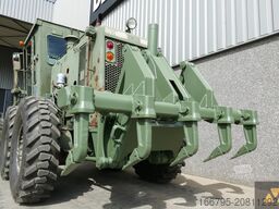 Caterpillar 130G Ex-army