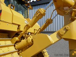 Caterpillar D9T