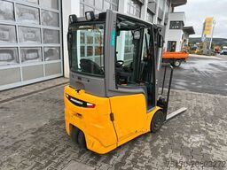 JUNGHEINRICH EFG 215 / Triplex 4.25m / 1.851h / Batterie 2023