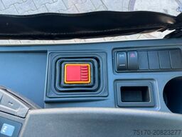 JUNGHEINRICH EFG 215 / Triplex: 4.25m! / SS / nur 2.865h!