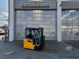 JUNGHEINRICH EFG 215 / Triplex: 4.25m! / SS / nur 3.488h!