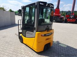 JUNGHEINRICH EFG 215 / Triplex: 4.25m! / SS / 4.166h / 2024