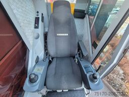 LIEBHERR LTM 1100-5.2 10x6 13.150h Klappspitze