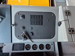 LIEBHERR LTM 1100-5.2 10x6 13.150h Klappspitze