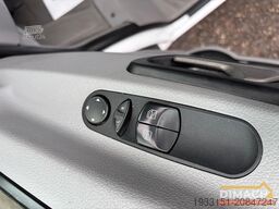 Mercedes-Benz SPRINTER Sprinter 216 - airco- L2H2 - trekhaak ...