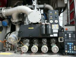 ROSENBAUER/Feuerwehr/Wasserwerfer