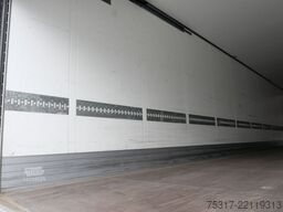SCHMITZ CARGOBULL SKO 24 / ROLLTOR / ZURRLEISTE BLACK 74 tsd km  !