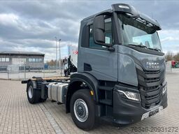IVECO X-WAY AD200X48/P HR ON+*HI-Traction*für Kipper