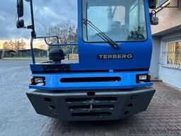 Terberg YT 222/Terminal-Truck/CumminsStage5