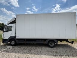Mercedes-Benz Atego 818
