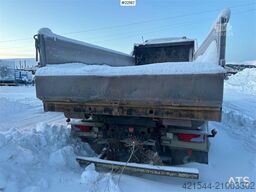 MAN TGA 26.360 hook truck w/ 20T hook, box and two set