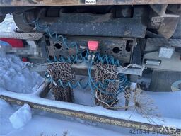 MAN TGA 26.360 hook truck w/ 20T hook, box and two set