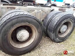 Mercedes-Benz 2527 6x4motor slecht