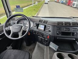 DAF CF 260 19T TAILLIFT AIRCO