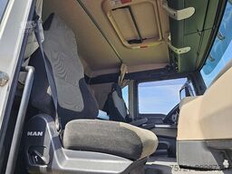 M.A.N. 26.460 TGS 6X2