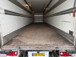 SCHMITZ CARGOBULL 2-Assige gestuurde bloemen/planten oplegger met