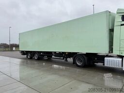 SCHMITZ CARGOBULL 2-Assige gestuurde bloemen/planten oplegger met