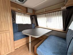 HYMER/ERIBA Eriba Feeling 425 1.600 kg, Schlafdach, Combi 4E