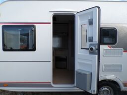 BÜRSTNER Premio 460 TL 1700 kg, Duschpaket, Truma-Therme