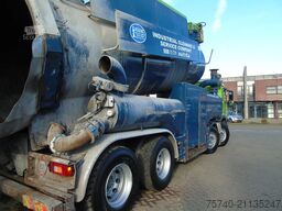Volvo FM 340 + NAAKTGEBOREN 15.000L + 8x4 + tipper + ...