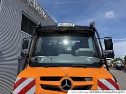 Mercedes-Benz U 427 214.990&euro; netto