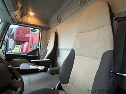 Renault Midlum Renault Midlum Kleinsman opbouw 6 paards