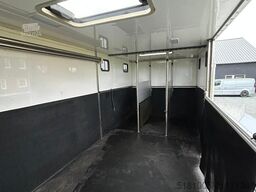 Renault Midlum Renault Midlum Kleinsman opbouw 6 paards