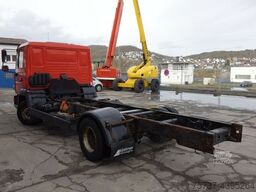 MAN 10.224 Chassis ohne Aufbau