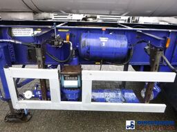 M & G 3-axle container trailer 20-30 ft