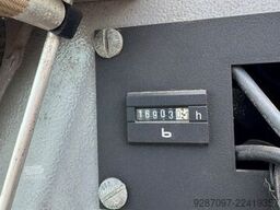 Liebherr LTM 1100-5,1