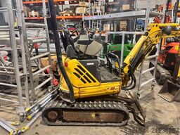 New Holland Kobelco E9SR Mini Excavator with 2 Buckets