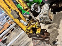 New Holland Kobelco E9SR Mini Excavator with 2 Buckets