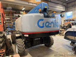 Genie S-65xc telescopic lift for sale with a basket lift