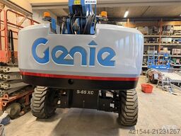 Genie S-65xc telescopic lift for sale with a basket lift