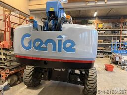Genie S-65xc telescopic lift for sale with a basket lift
